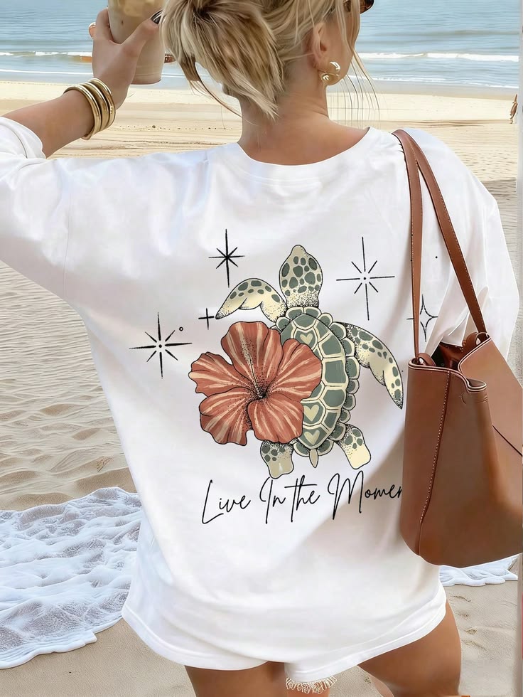 Turtle and hibiscus print beach t-shirt